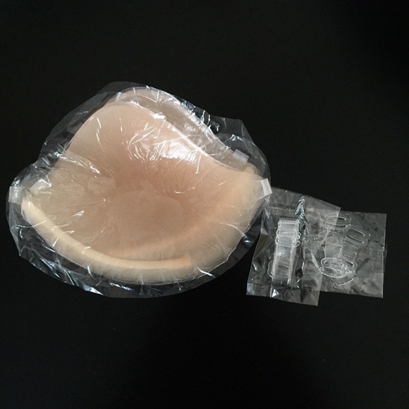 Stick on bra - Picture 2 of 2